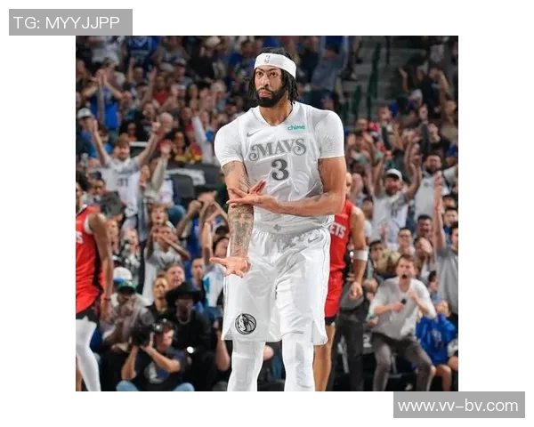 浓眉交易传闻背后真相揭示或因外部压力而非独行侠主动意愿