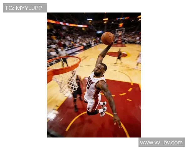 里夫斯再创佳绩以85命中率砍下35分仅次于詹姆斯成为队史传奇